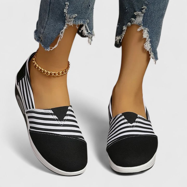 Blanche | Slip-On Ribbed Sneakers with Cushioned Support for Women