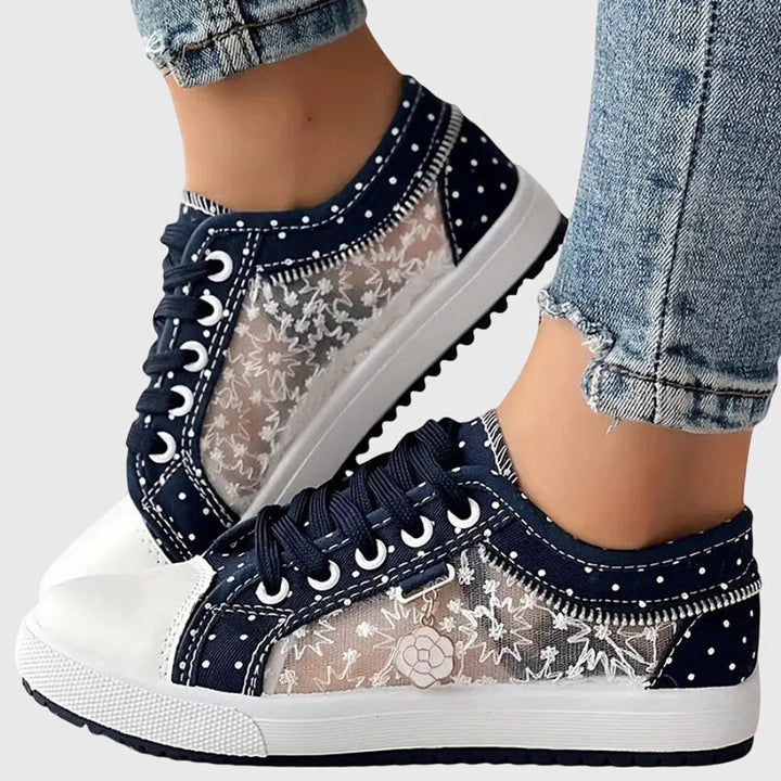 Anaïs | Wide Toe Box Lace-Up Comfort Sneakers with Arch Support