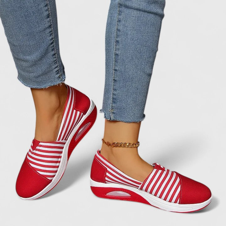 Blanche | Slip-On Ribbed Sneakers with Cushioned Support for Women